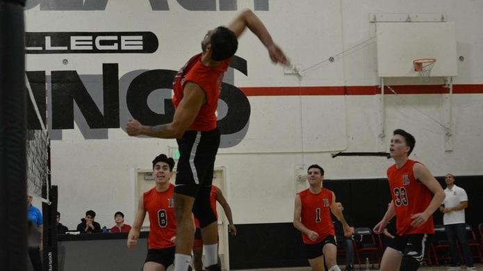No. 3 Men’s Volleyball Defeats Fullerton in Third-Consecutive Sweep